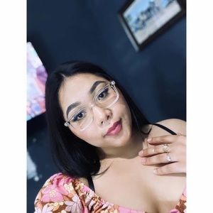 Meet your Posher, Maria belen